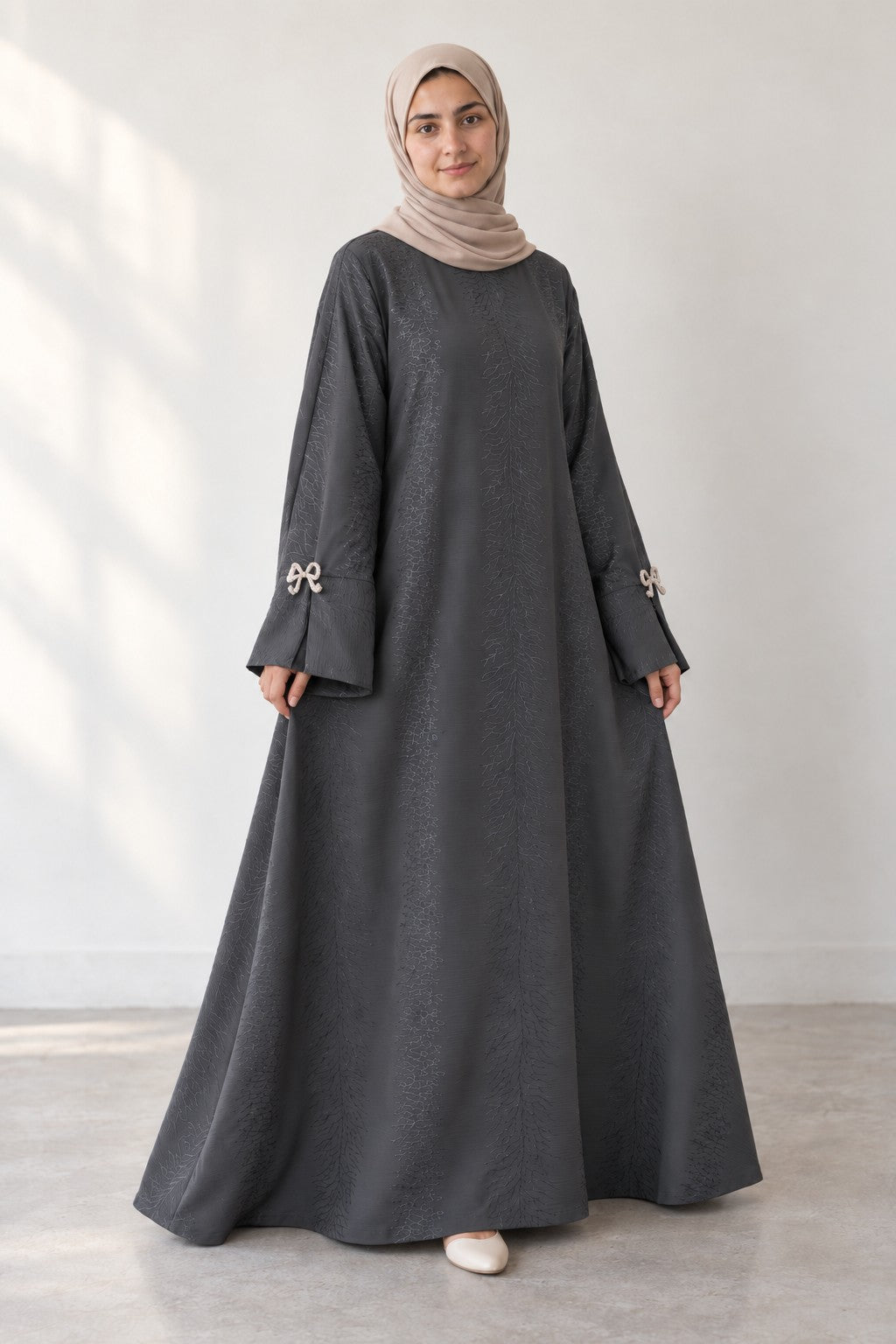 Bow Cuff Abaya in gray