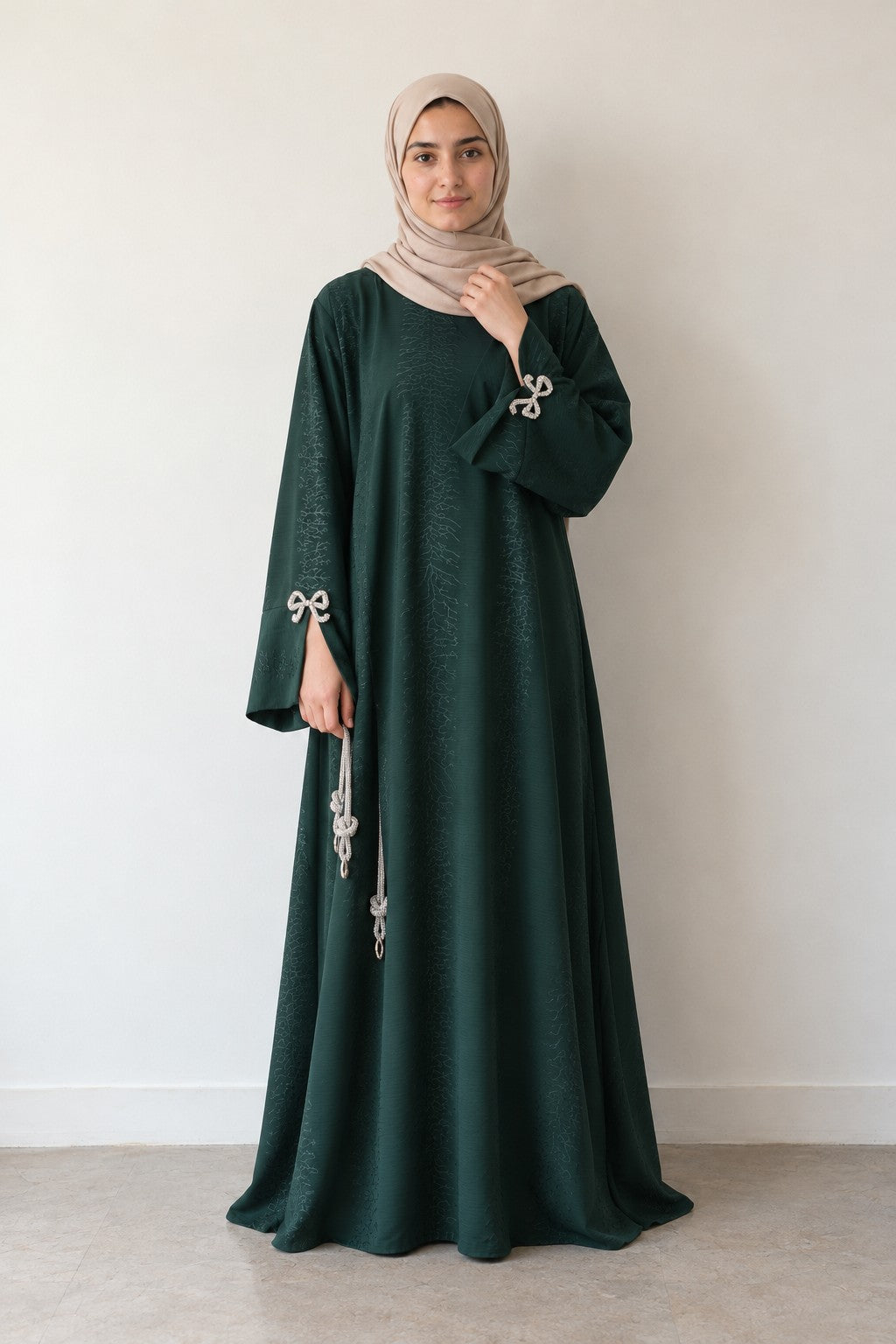 Bow Cuff Abaya in green