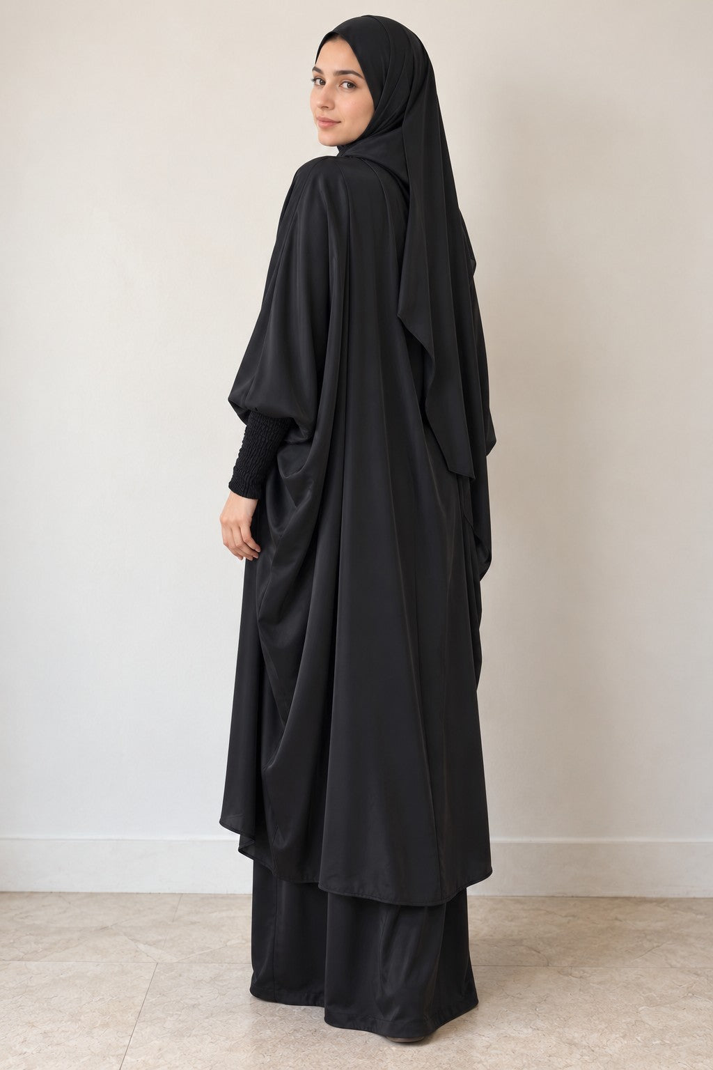 Overhead Jilbab Set in black, back view
